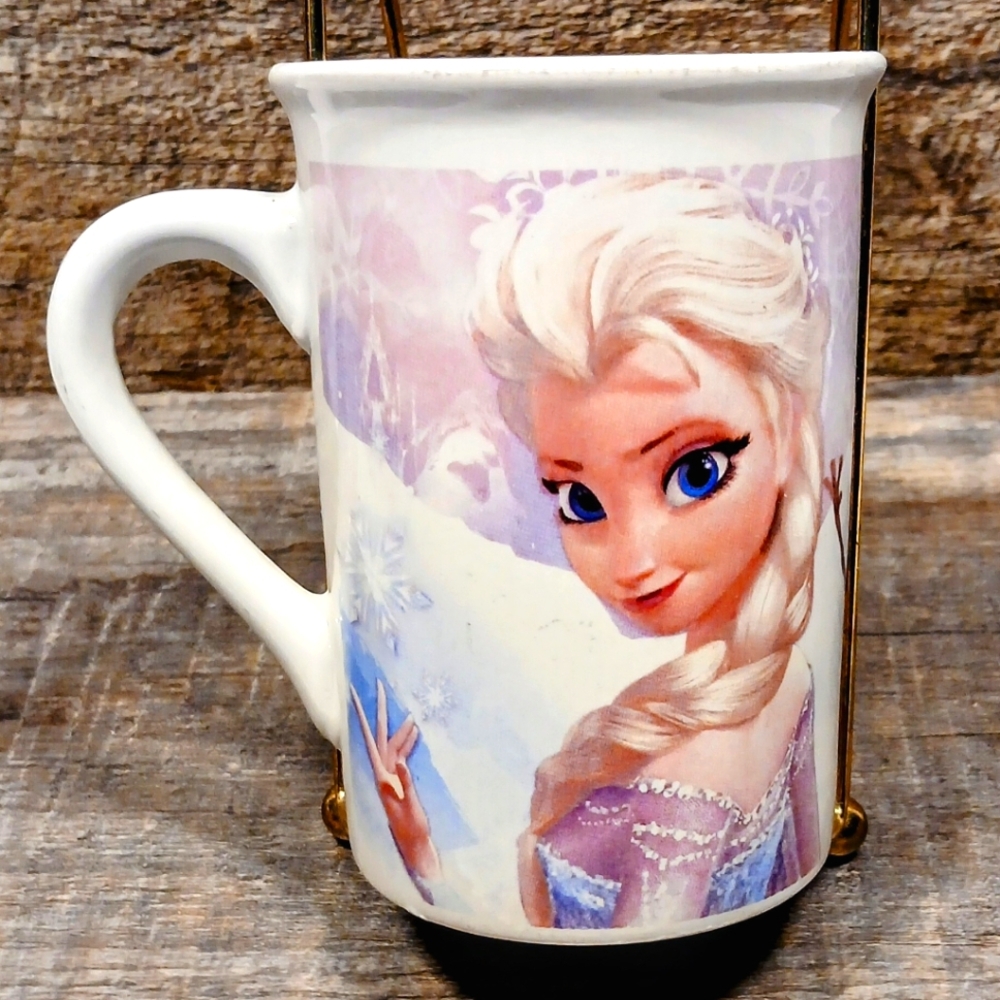 Disney Elsa, Anna & Olaf Mug 2014 Frankford & Candy LLC 10oz.
